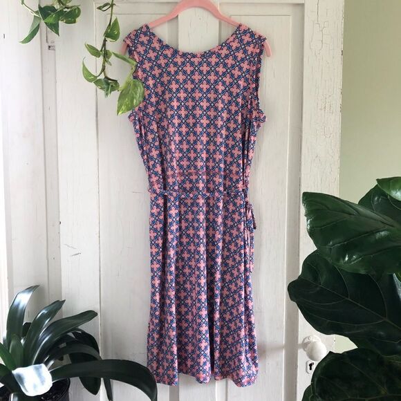 NEW ✨ T By Talbots Geo Print Belted Wrap Dress - Picture 5 of 8